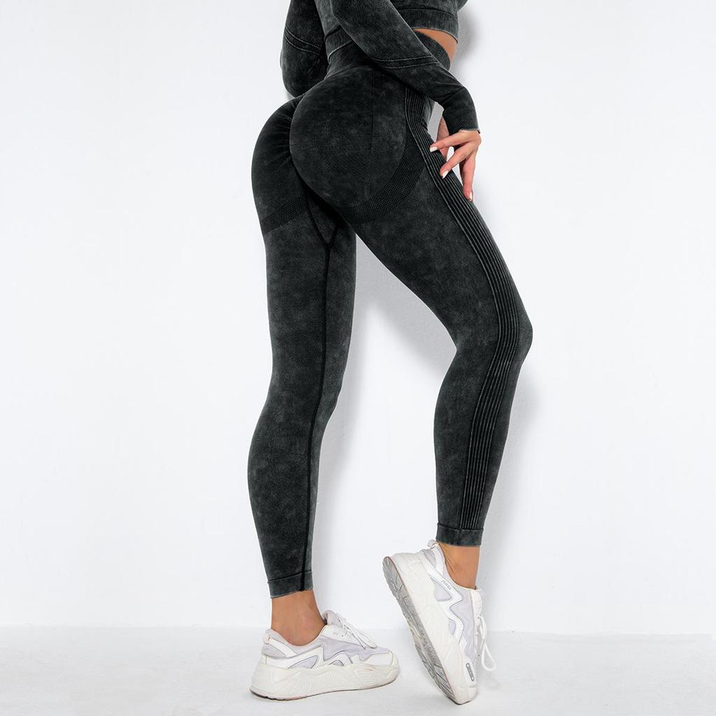 In-Stock Seamless Moisture-Wicking Sexy Peach Yoga Leggings - European & American Trend