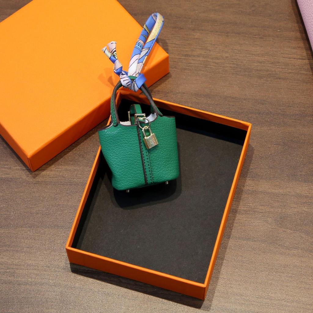 Mini Leather Earphone Case Keychain - Cute Small Headphone Holder Bag Charm , Key Ring Pendant for Handbags Backpacks