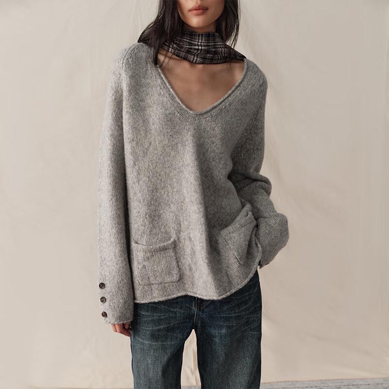 GREEN BELT Women's V-Neck Wool Blend Knit Sweater