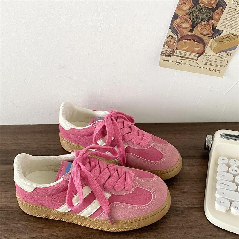 Strawberry bear niche retro shoes women's little white shoes spring new casual sports board shoes