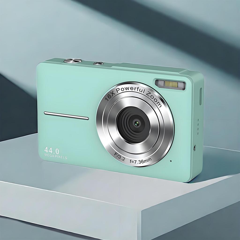 High-Definition Retro-Style Student CCD Camera with Self-Timer