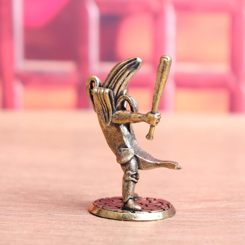 Pirinç Anime Muz Gitar Çalar Figürin Vintage El Yapımı Pirinç Samuray Muz Erkek İçin Heykeller Ev Ofis Koleksiyonluk Dekor