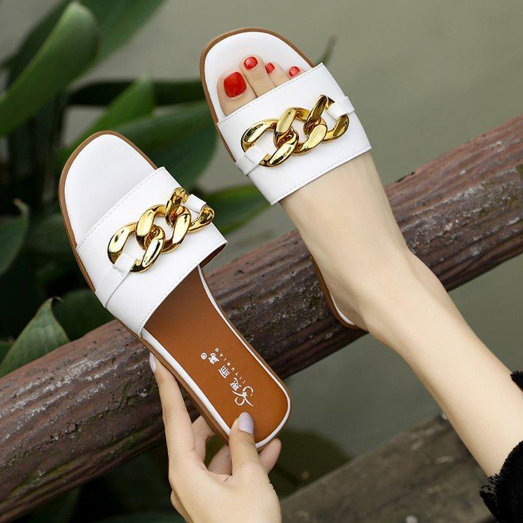 

Sandals women s new flip-flops slippers, anti-skid and wear-resistant flat-bottomed fashionable beach sandals 34 білий