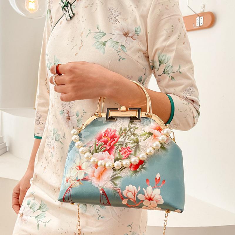 New Wedding Bags Beads Flowers Vintage Bag Shell Lock Hand Bags Women Shoulder Crossbody Bag Chain Fringe Women's Handbags
