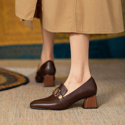 French Retro High-Heeled Small Leather Shoes Women'S Gold Buckle Thick-Heeled Loafers Spring And Summer Mary Jane Single Shoes