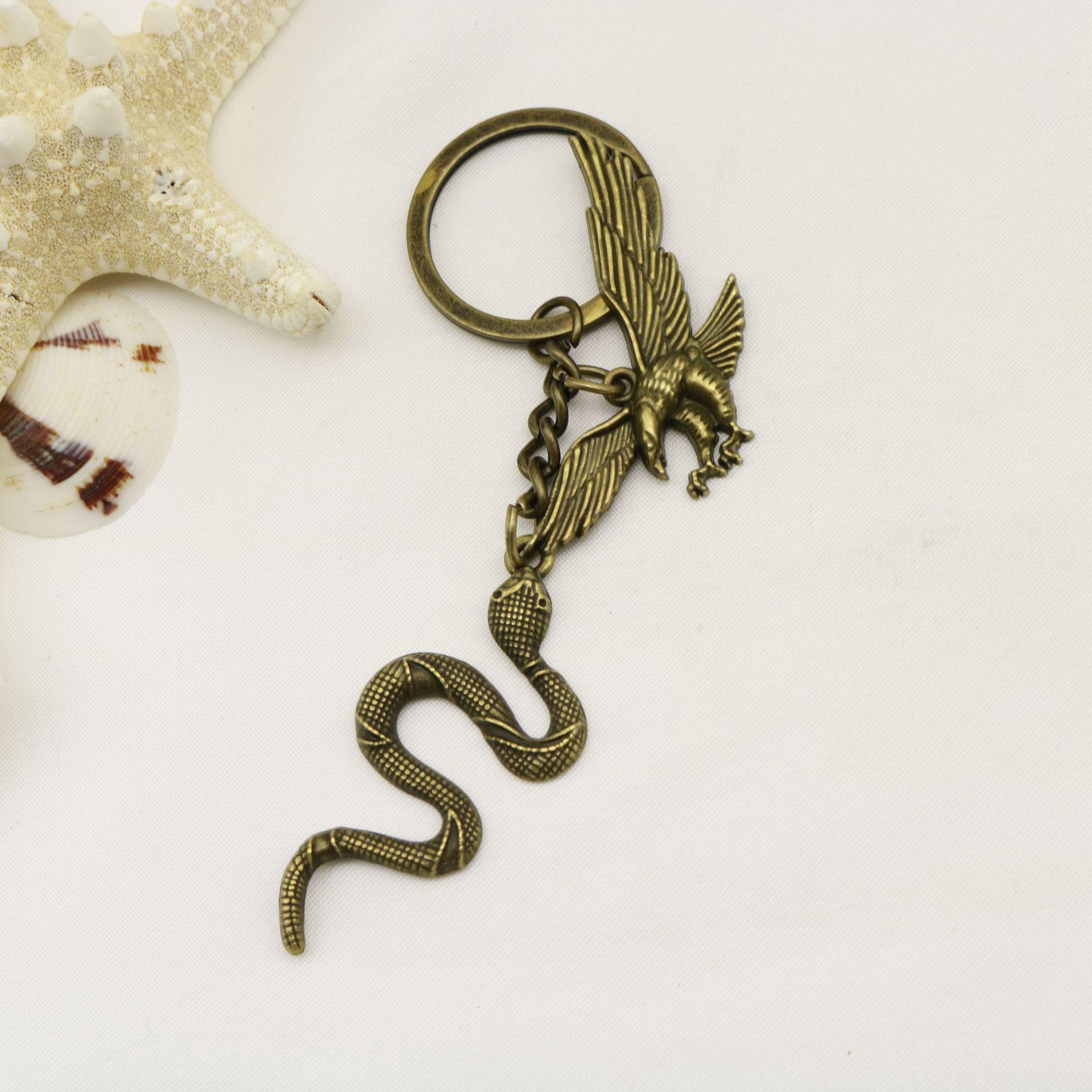 Simple Snake and Eagle Keychain Pendant бронзовый