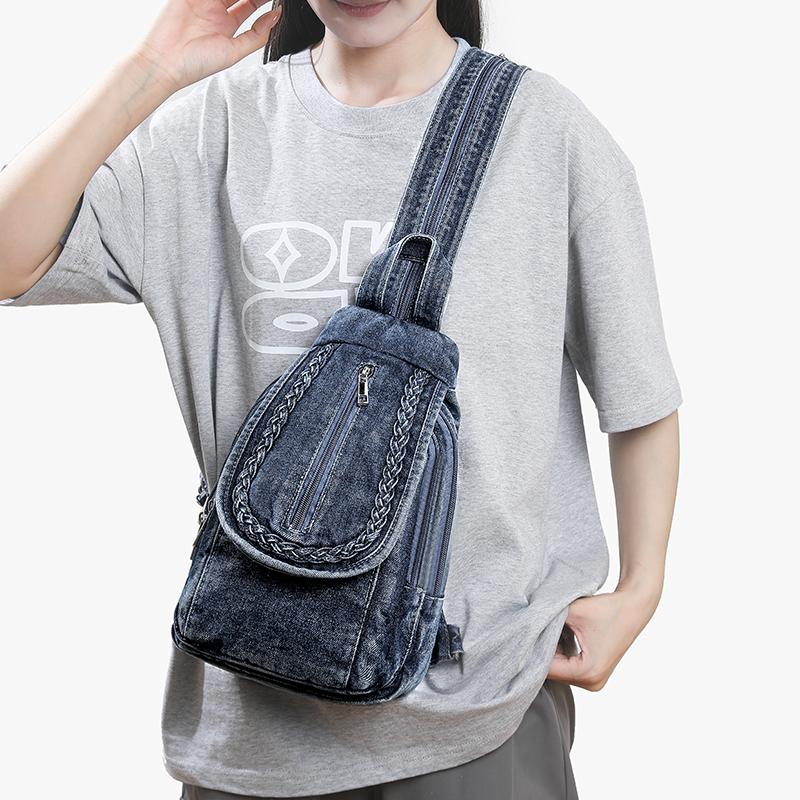 Small Backpack Women's Lightweight Retro Large Capacity Chest Bag Multi-function Backpack