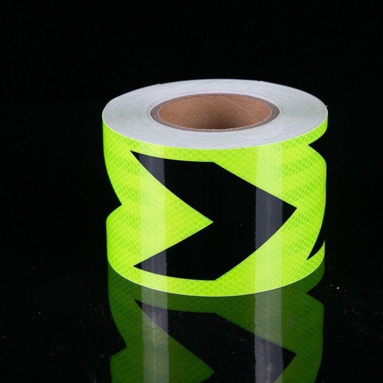 10CM Wide Green Background Black Arrow Reflective Truck/Car Sticker - Anti-collision Luminous Warning Strip