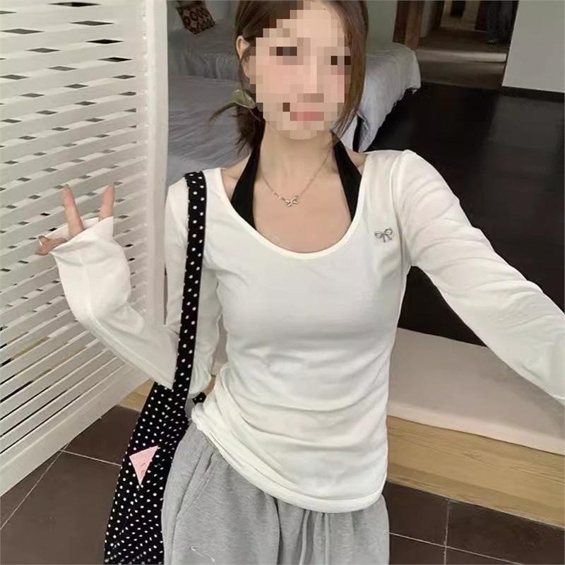 

Women s Early Design Slim-Fit Two-Piece Set: Autumn T-Shirt & Sweet Halter Vest with Long Sleeves L