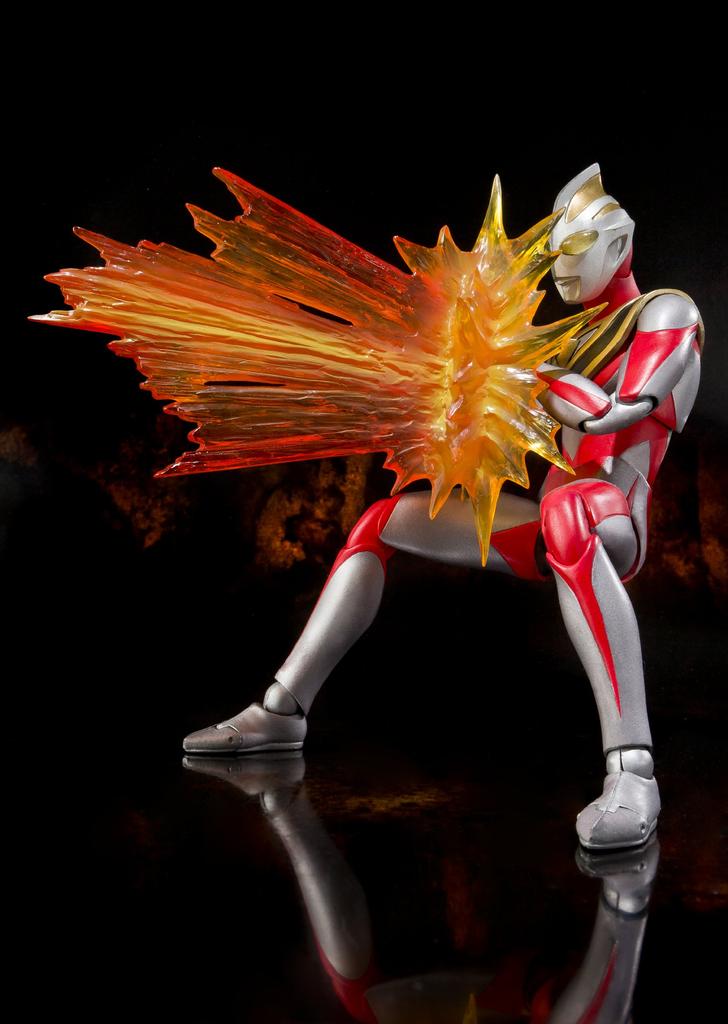 TAMASHII NATIONS Ultraman Gaia ULTRA-ACT (V2)