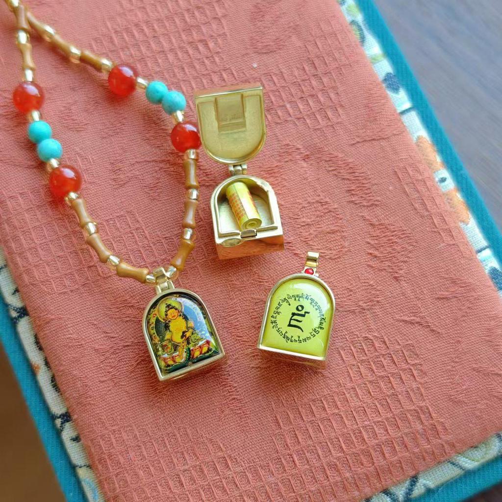 Handcrafted Retro Bamboo Necklace with Chinese Olive Core Pendant