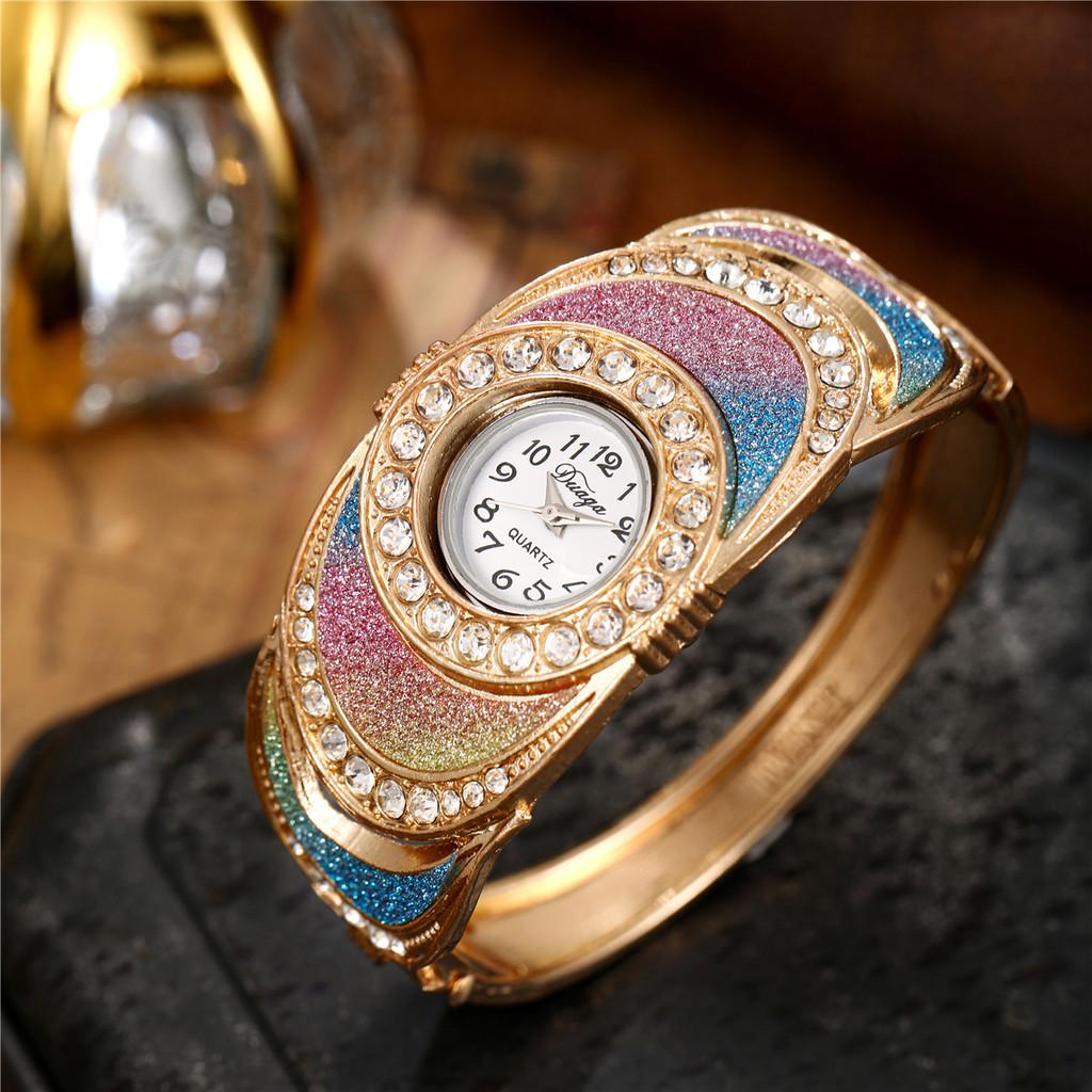 Elegant European Style Womens Quartz Bracelet Watch With Diamond Inlay For Formal Wear