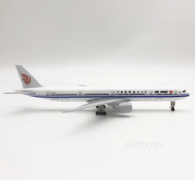 Model Plane 20cm China Airways Aircraft B777 Diecast Metal Alloy 1/400 Scale Aeroplane With Base Aviation Collection Airplane