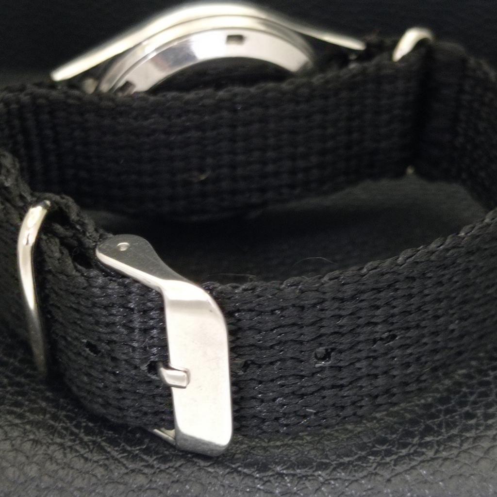 VINTAGE SEIKO 5 AUTOMATIC 7009A JAPAN MENS WHITE COLOR DIAL WATCH a701416-5 R206b-a701416