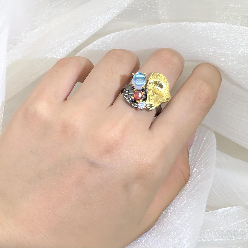 New Fashion Moonstone Ring for Women's 925 Silver Plated Black Gold Red Zircon Ring Jewelry Elegant Party Bridal Jewelry Ring