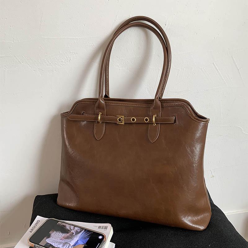 Autumn and winter portable commuter bag women's new large-capacity shoulder tote bag high-end underarm bag tide