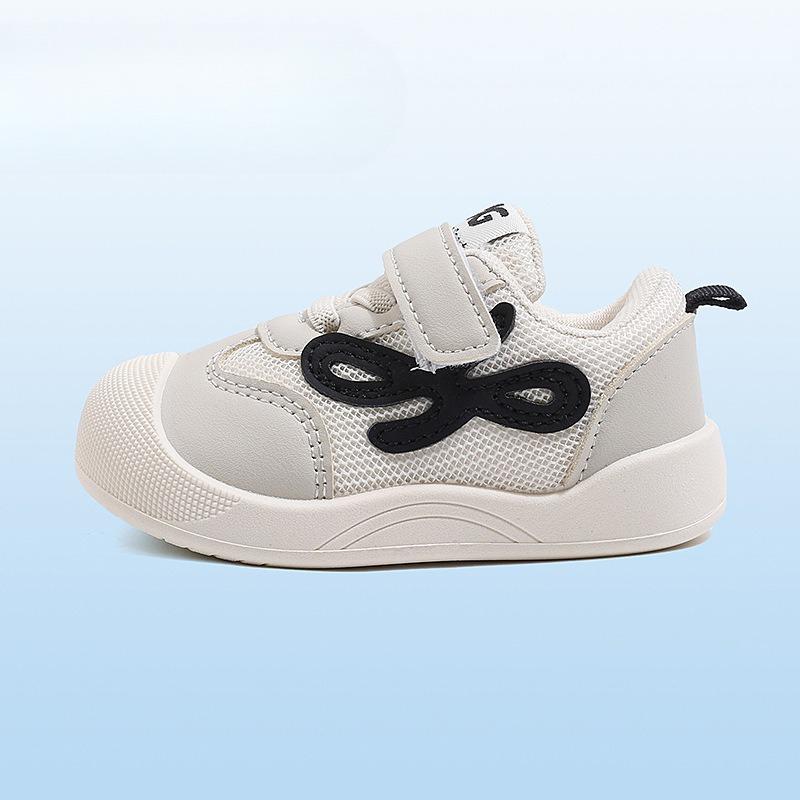 

Anti-slip and Breathable Baby Walking Shoes with Soft Sole and Anti-slip Velcro Fasteners, Boys Shoes 16