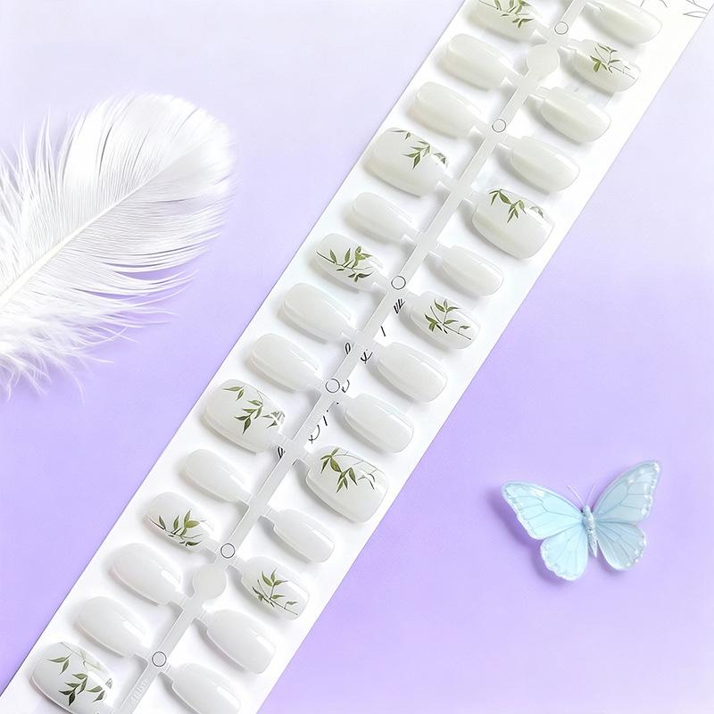 Handmade Wearable Chinese-Style Nail Tips: Ice Transparent Snowy Green Bamboo Design (30-Piece Set)