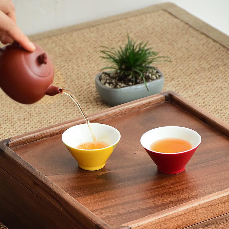 Chaxun Carved Glazed Ceramic Master Tea Cup