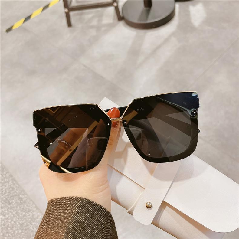 

New polarized sunglasses for men and women, large frame, suitable for driving, sun protection, retro style, for round faces Black Frame Black Film