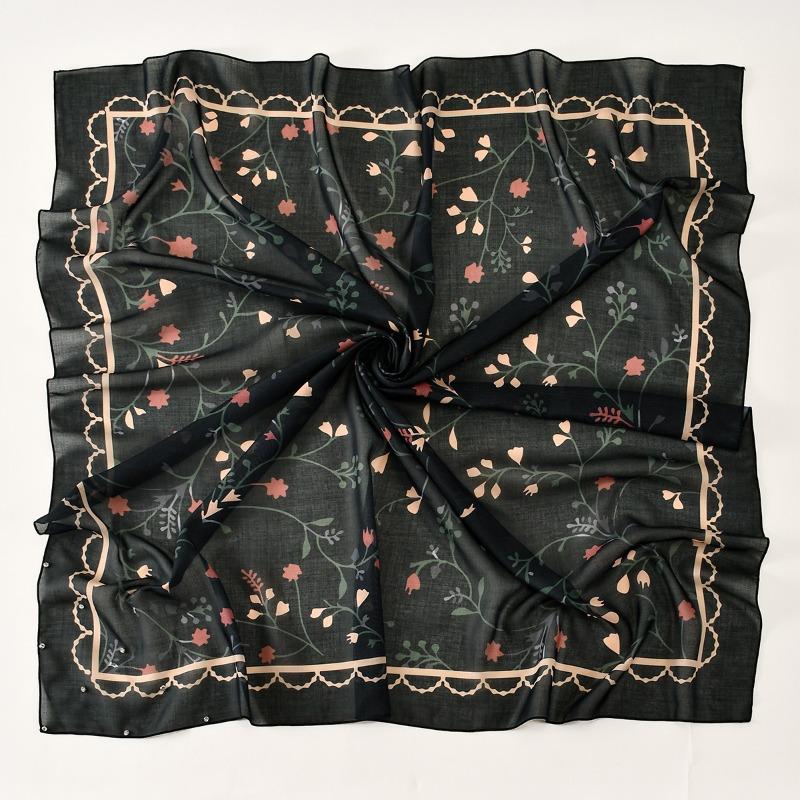 

New hot-selling cm large square scarf copy edge printing nail diamond square scarf fashion temperament shawl bag head scarf 110*110CM