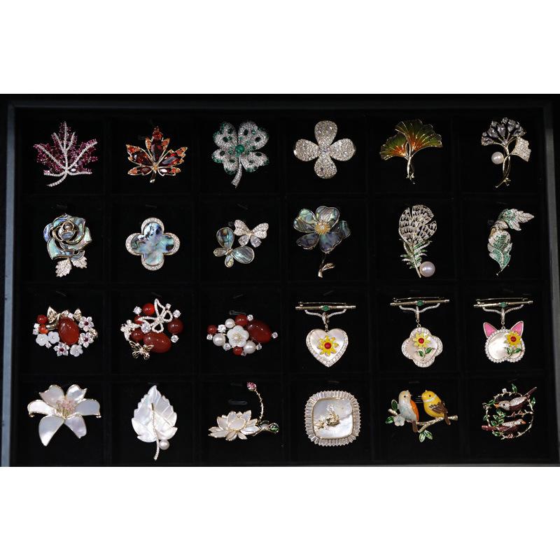 Bo Xin Yun Women's Exquisite High-End Pearl Feather Brooch - Modern Chinese Style Lapel Pin