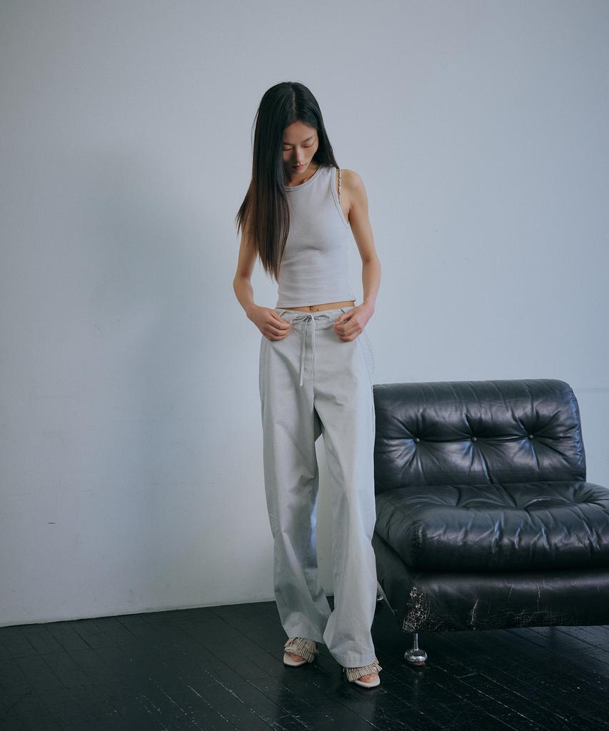 Baegsi Strap Side Tuck Pants, Light Gray