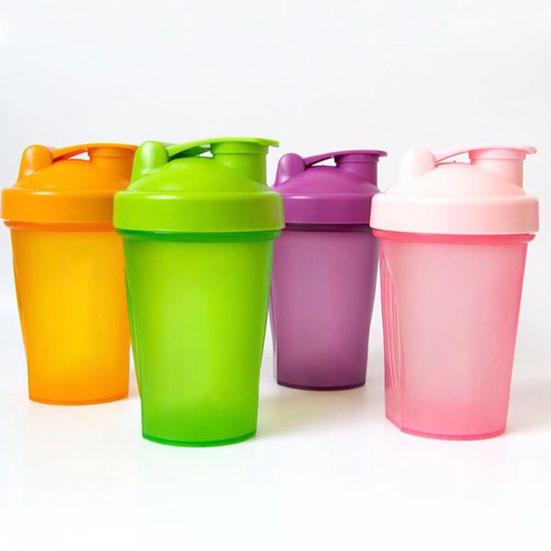400-500 ml bærbar shaker vannflaskekopp med vispball av rustfritt stål