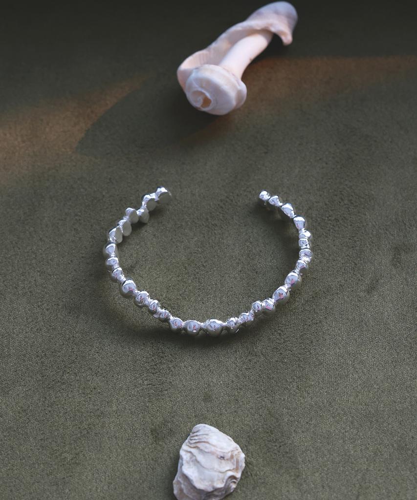 Reindeer Murmur Bracelet 02