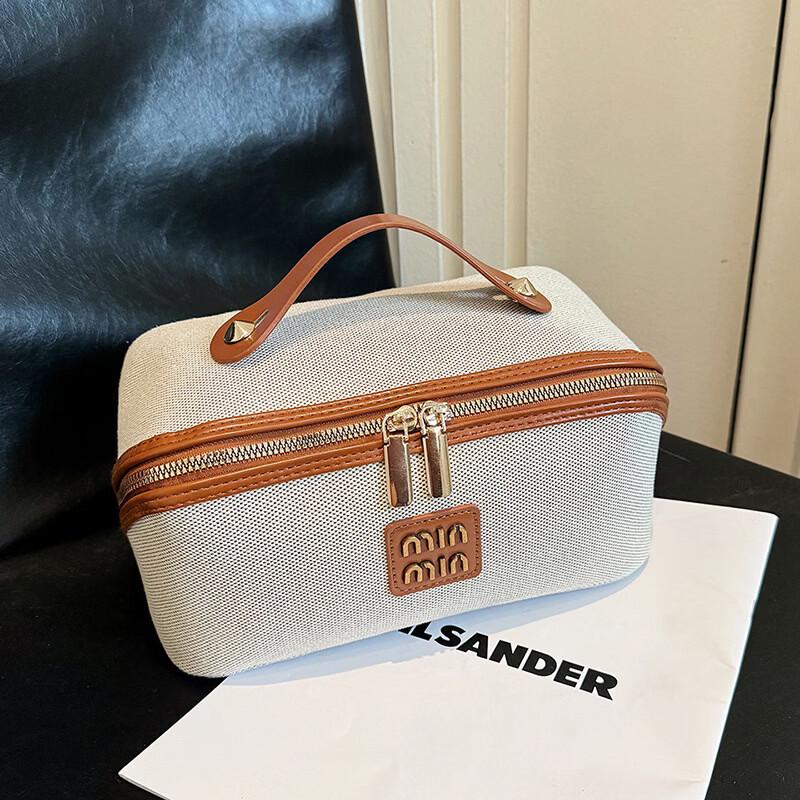 OEING Portable Skincare Toiletry Bag