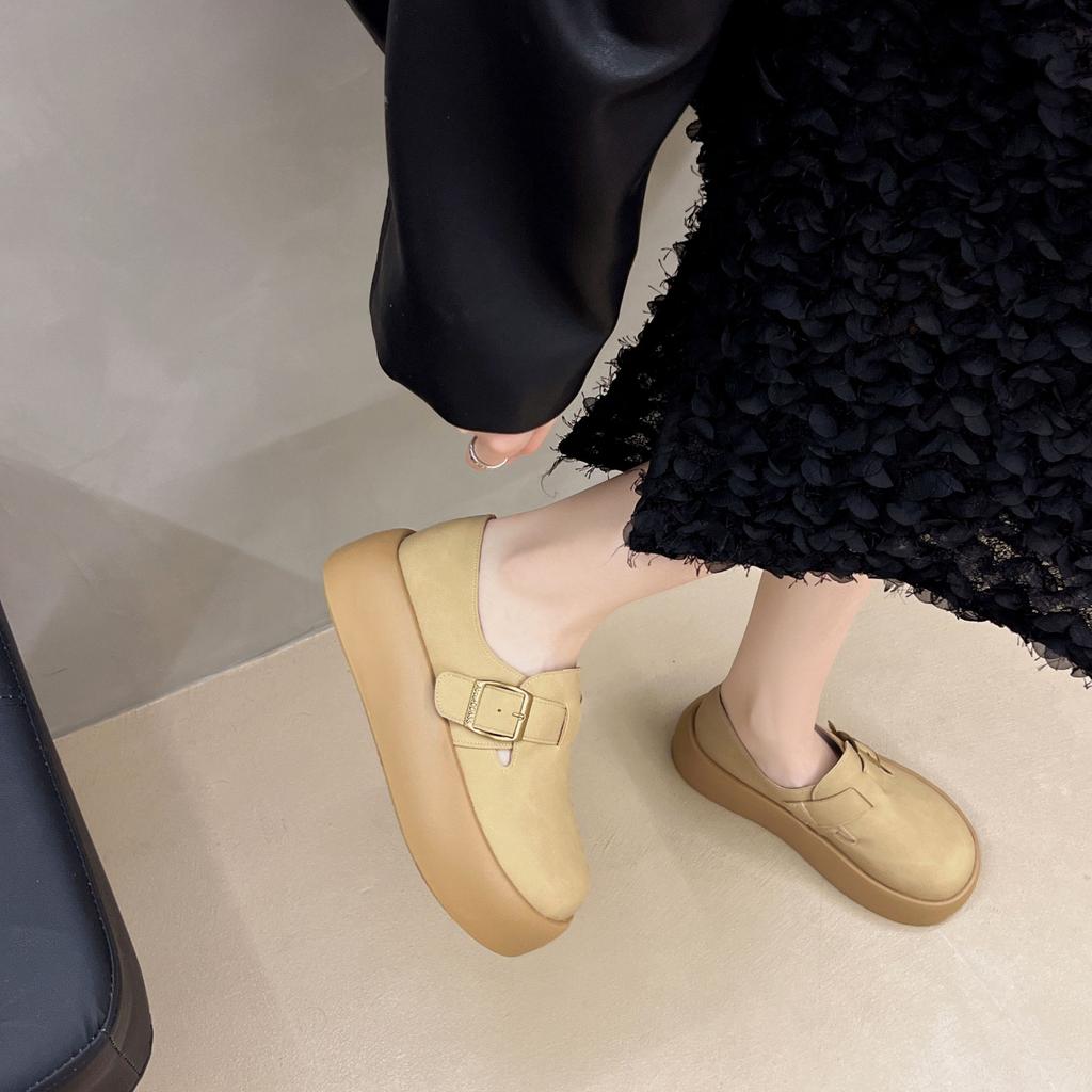 Retro Flat-bottomed Bag Head Boken Shoes for Women's 2025 Spring New French Versatile Lazy People Wear Half Slippers with One Foot