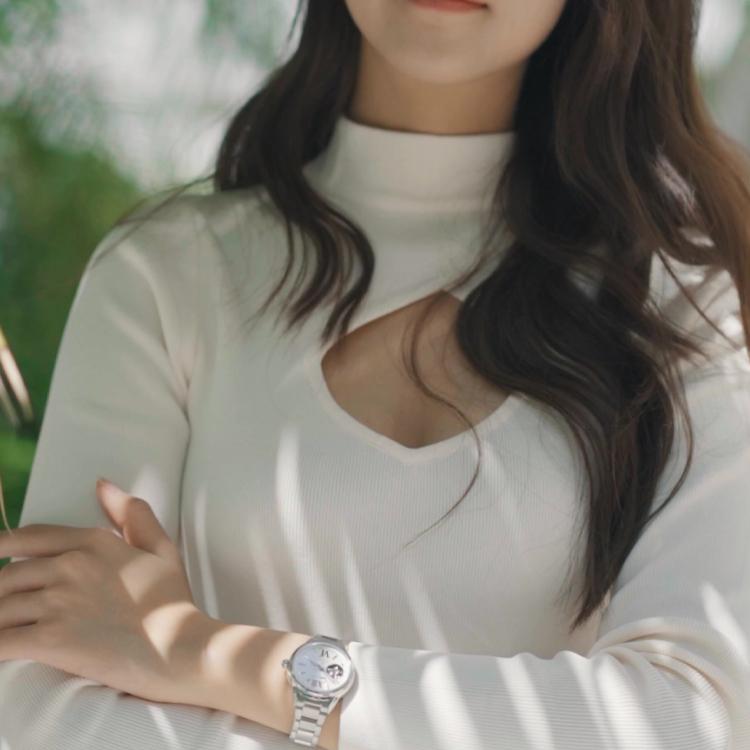 Seiko Mechanical Movement Stainless Steel Strap Watch Women's Watch Silver Dial SSA797J1