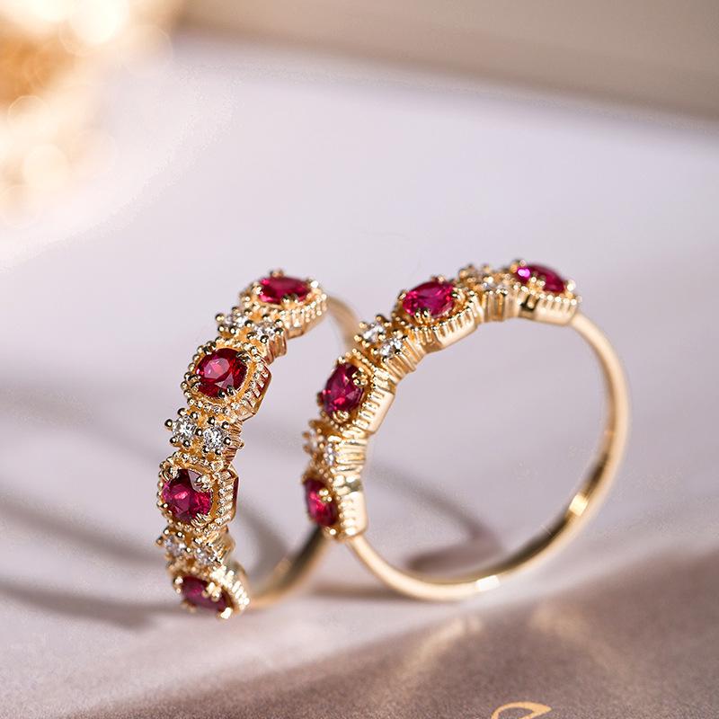 Yin Taifei Roségold Antik-Stil Ring mit Taubenblutrotem Zirkonia für Damen