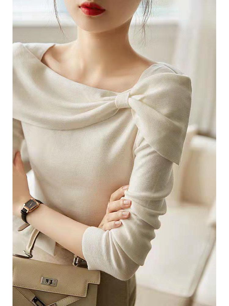 "2024 Autumn Women's Elegant French Bowknot Off-Shoulder Sweater"