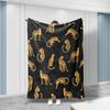 A Comfortable Golden Leopard Pattern Blanket, Soft High-Definition Digital Print, All-Season, Soft, Breathable 100% Polyester, Perfect Gift for Family