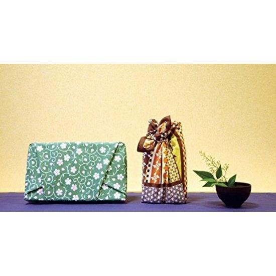 Miyamoto Kenema Japan-made small furoshiki lunch cloth Japanese pattern hand-dyed cherry blossom rabbit 5050cm 83434
