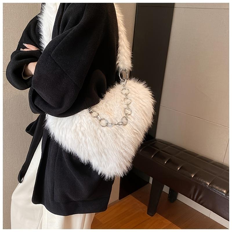Women's Shoulder Bag, Plush Heart Chain Shoulder Bag, Crossbody Bag, Handbag, Niche Sexy Girl Outfit, Date, Commuting, Shopping, Versatile.