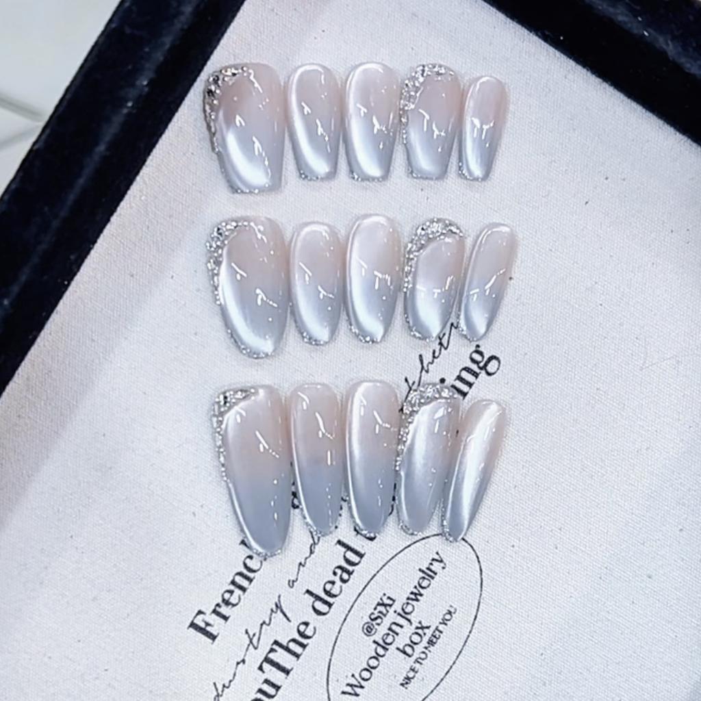 Pure Hand-dressed Armor Spring and Summer New Sea Salt Moonlight Ice-transparent Cat Eye Pure Lustful Nail Sticker