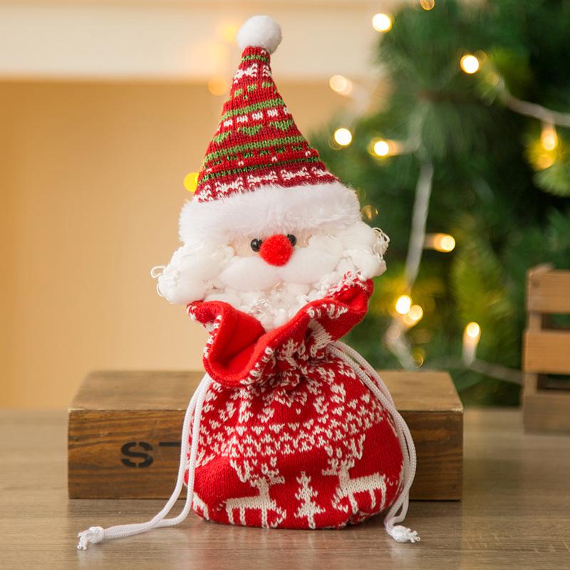 Creative Christmas Eve Apple Gift Bag with Candy Packaging