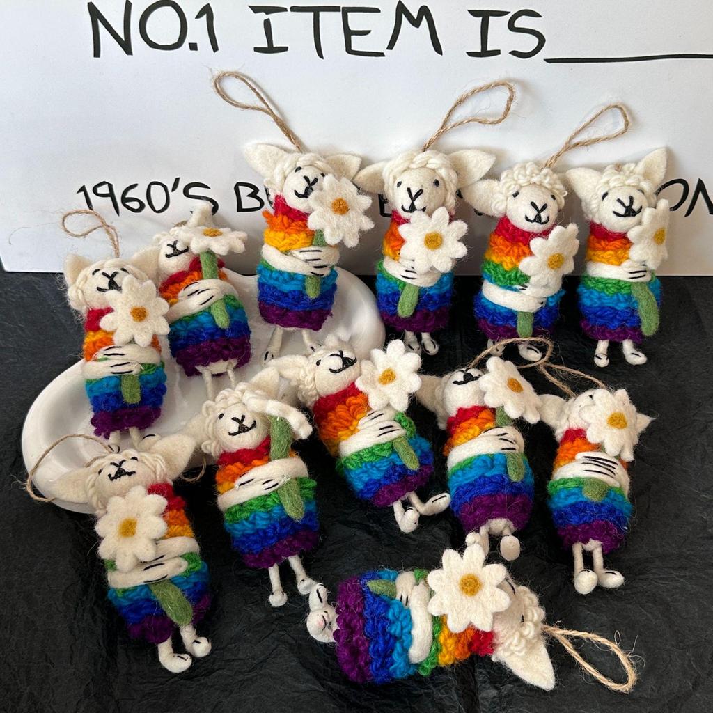 Lamb-Shaped Wool Felt Flower Keychain Ornament