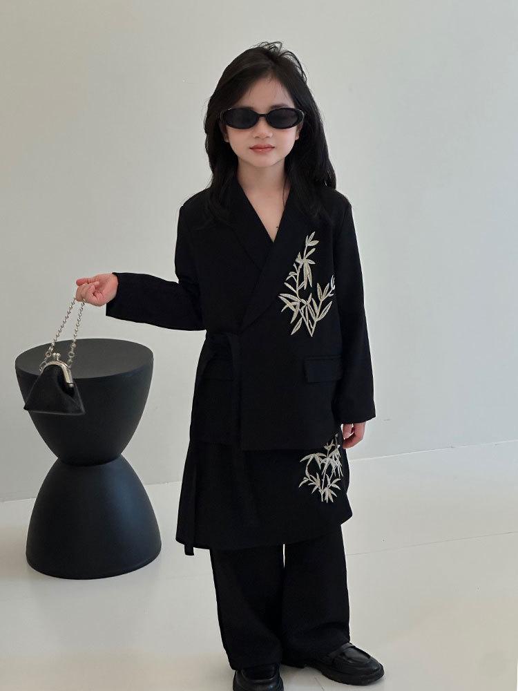 2025 Autumn Girls' Bamboo Leaf Embroidered Suit Dress - New Chinese Style