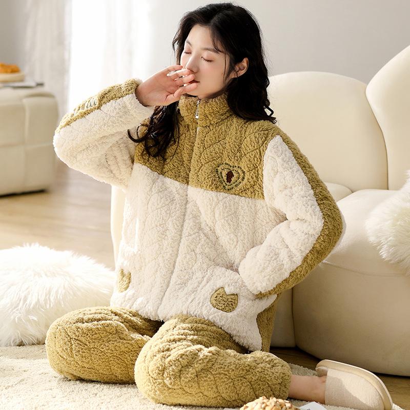 Coral Velvet Quilted Pajamas Women's Winter Three Layer Thick and Fleece Home Wear Women's Winter Flannel Thermal Set