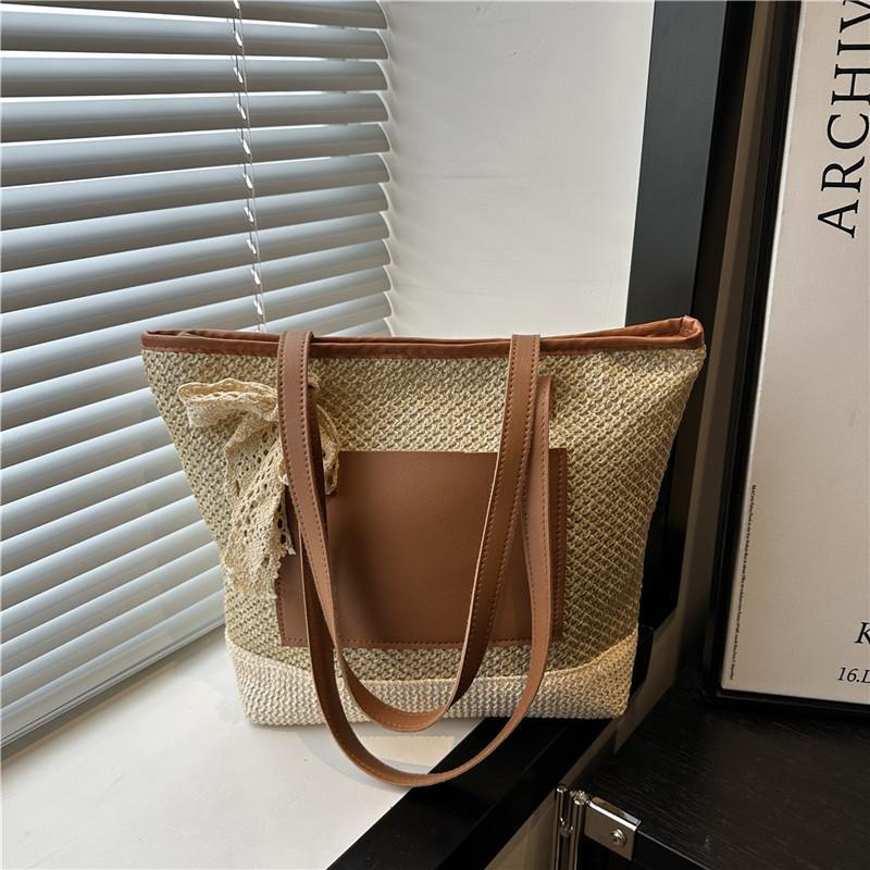 

Summer commuting large-capacity straw woven bag women s 2025 new versatile shoulder bag woven vegetable basket tote bag хаки