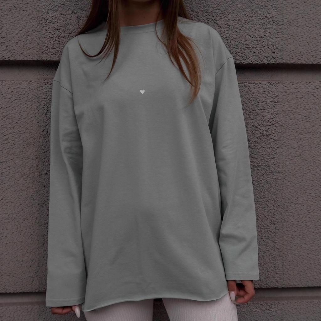 Unisex Heart Print Logo Casual Loose Long Sleeve T-shirt for Early Spring