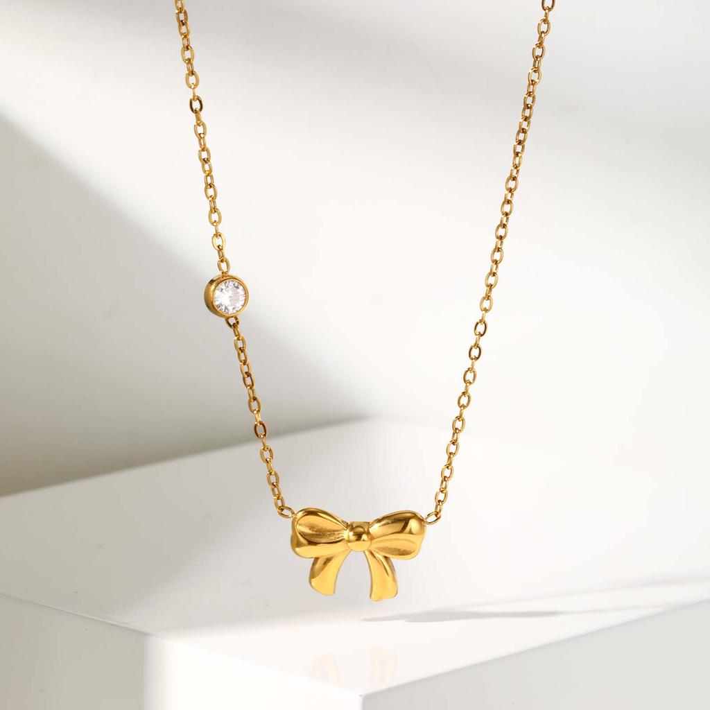 Dainty Zircon Bowknot Flower Heart Pendant Necklace for Women, Stainless Steel Gold Plated Charm Necklace, Chic Luxury Jewelry