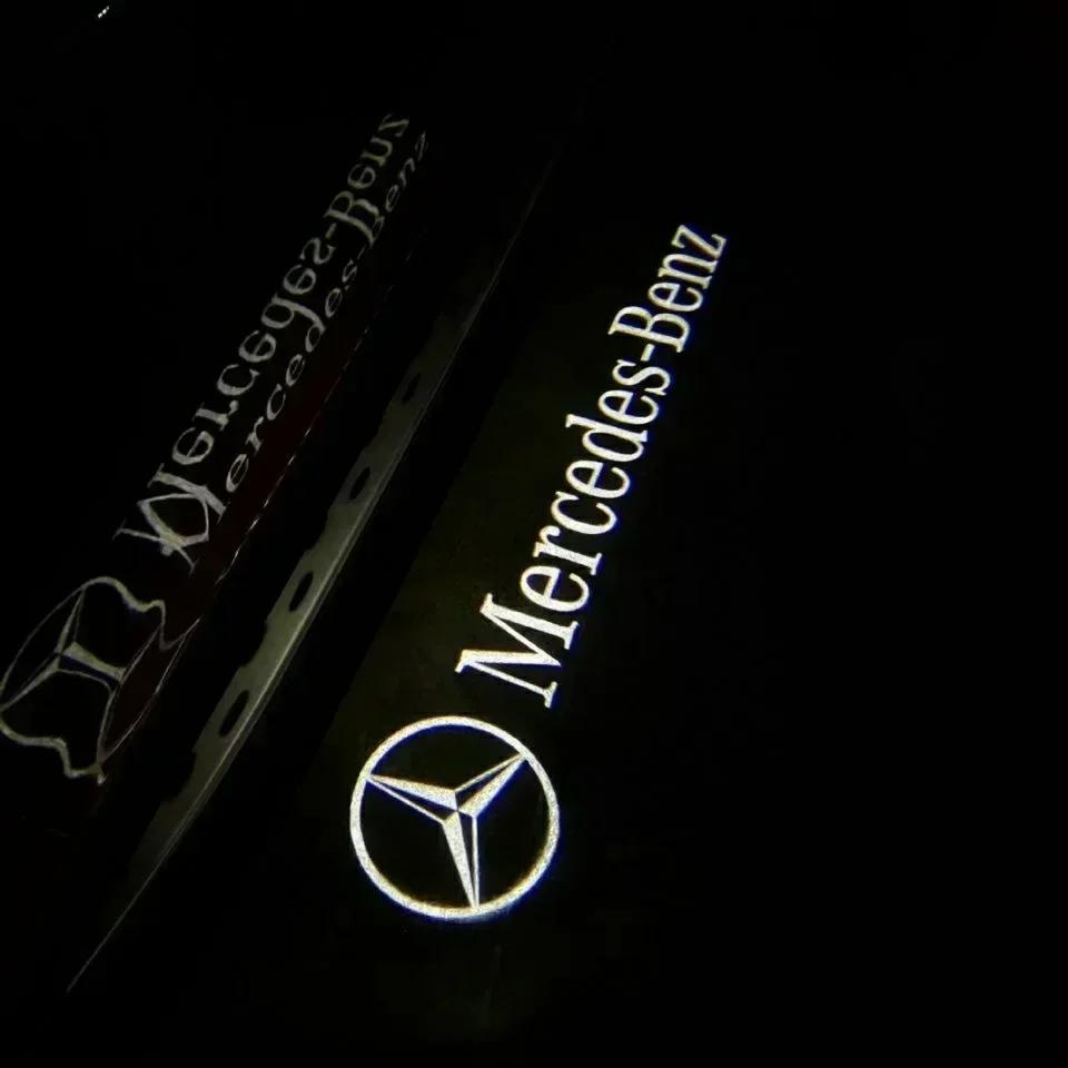 Auto Teppichlampe AMG Logo Licht Engelsflügel Für Mercedes-Benz C-Klasse W205 E-Klasse W213 GT Willkommenslicht Rückspiegel Auto Dekoration