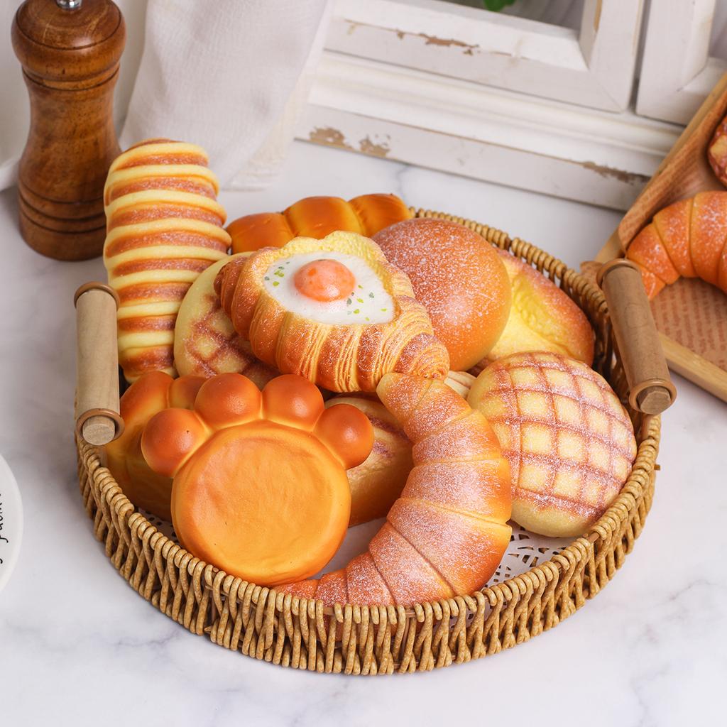1PCS New Simulation Toast Slow Rebound Decompression Pinch Simulation Bread Holiday Gift Creative Gifts