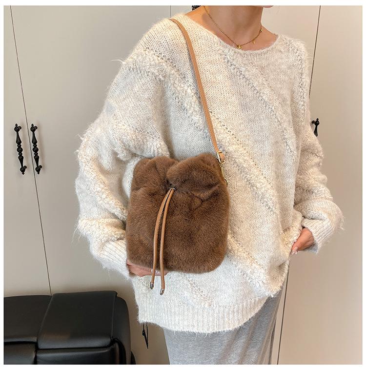 Damen 2025 Flauschige Fell Bucket Bag – Herbst/Winter Schulter Crossbody