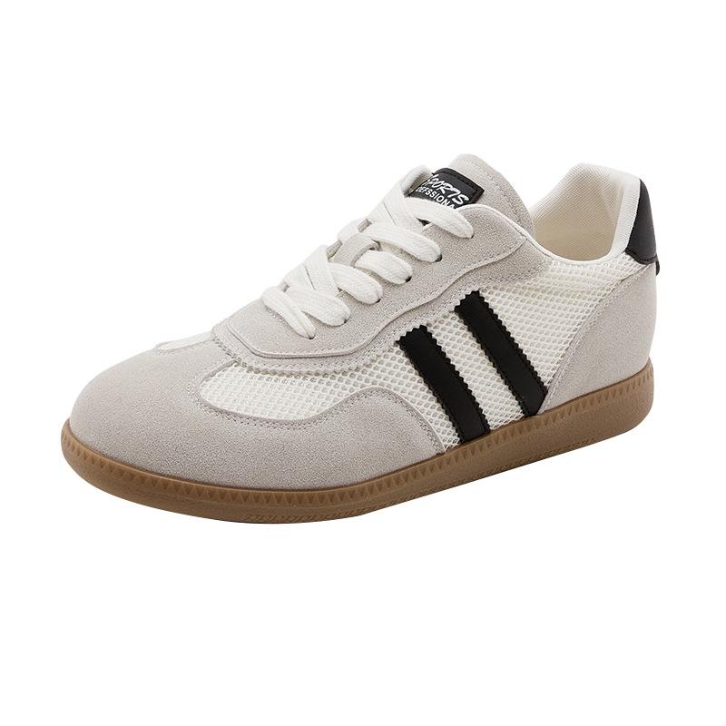 2025 New Leather Sports Shoes Women's Platform Inner Height Increase Casual Moral Training Shoes Women's Light and Comfortable Color Matching Forre