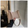 New Popular Retro Gentle Temperament Small Square Bag Autumn Shoulder Handheld Fashi Casual Yankee Underarm Shoulder Bag